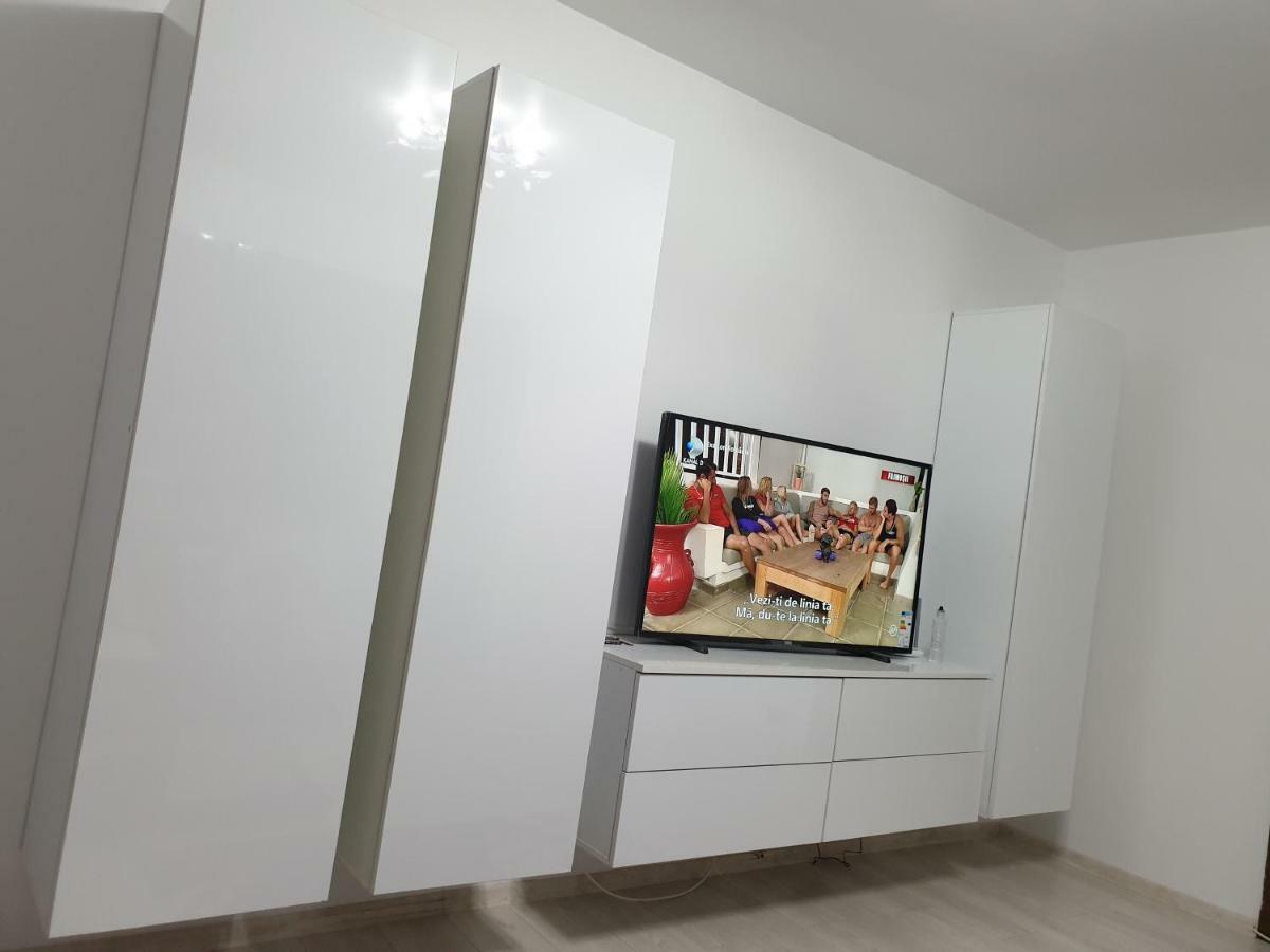 Apartament Oana'S Home Orşova Extérieur photo